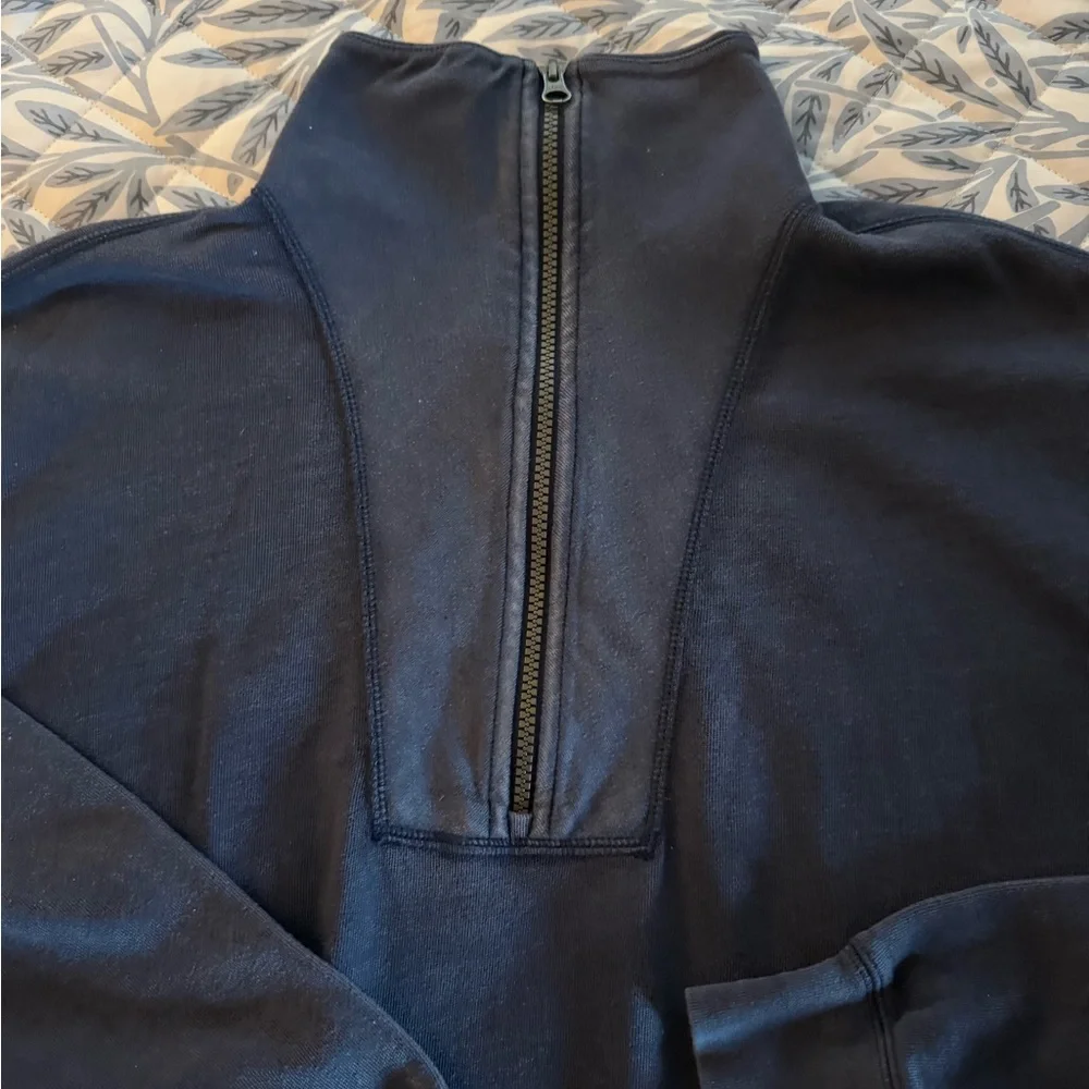 J. Crew Women’s Navy 1/4 Zip-Up❗️